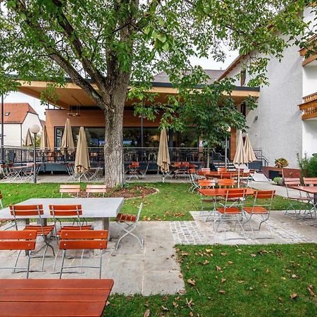 Landgasthof Moser & Restaurant Bootshaus Windorf  Exterior photo